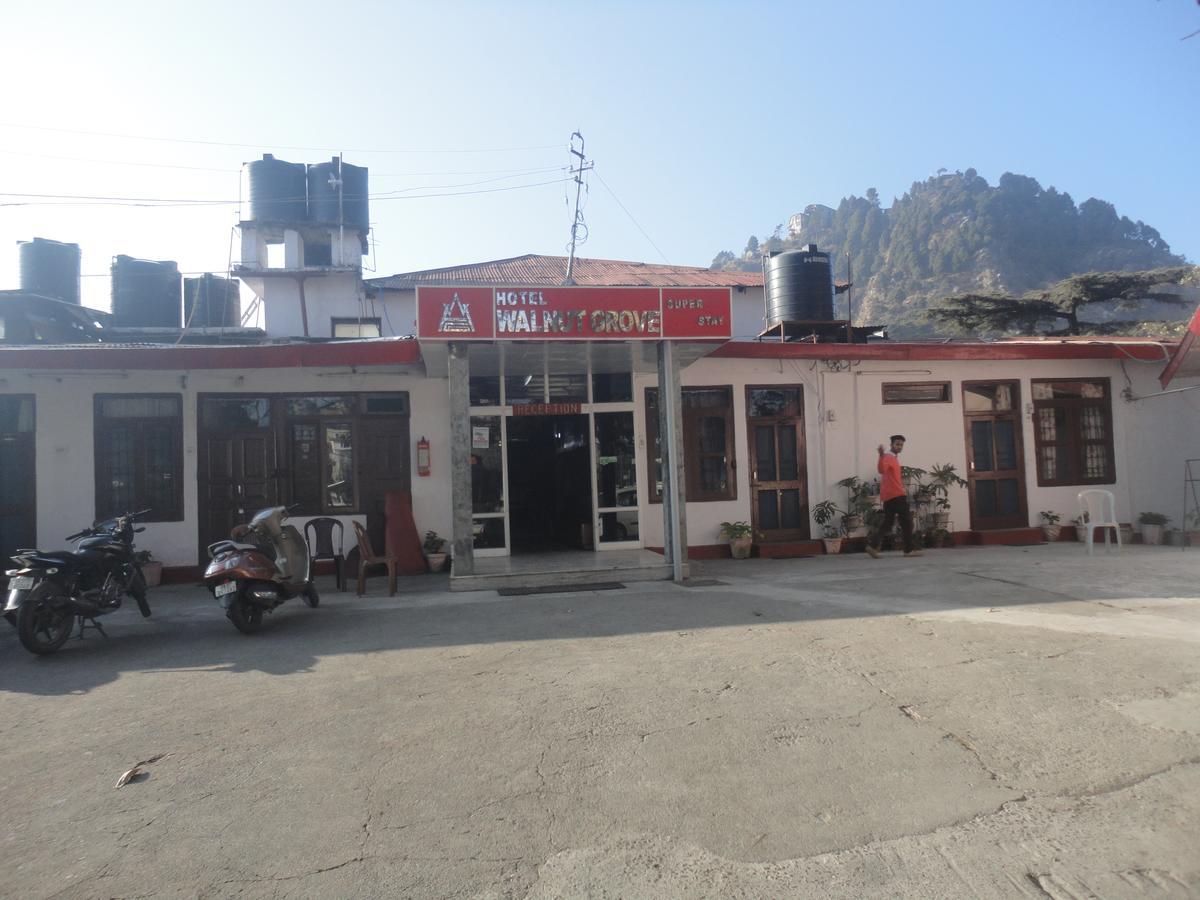 Hotel Walnut Grove Masuri Exterior foto